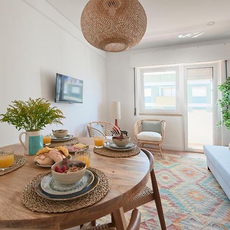 Sunset Bay View, Renovated Apt, By Timecooler Сетубал Екстериор снимка