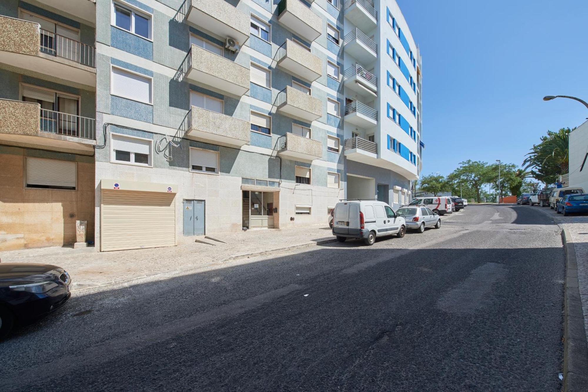 Sunset Bay View, Renovated Apt, By Timecooler Сетубал Екстериор снимка
