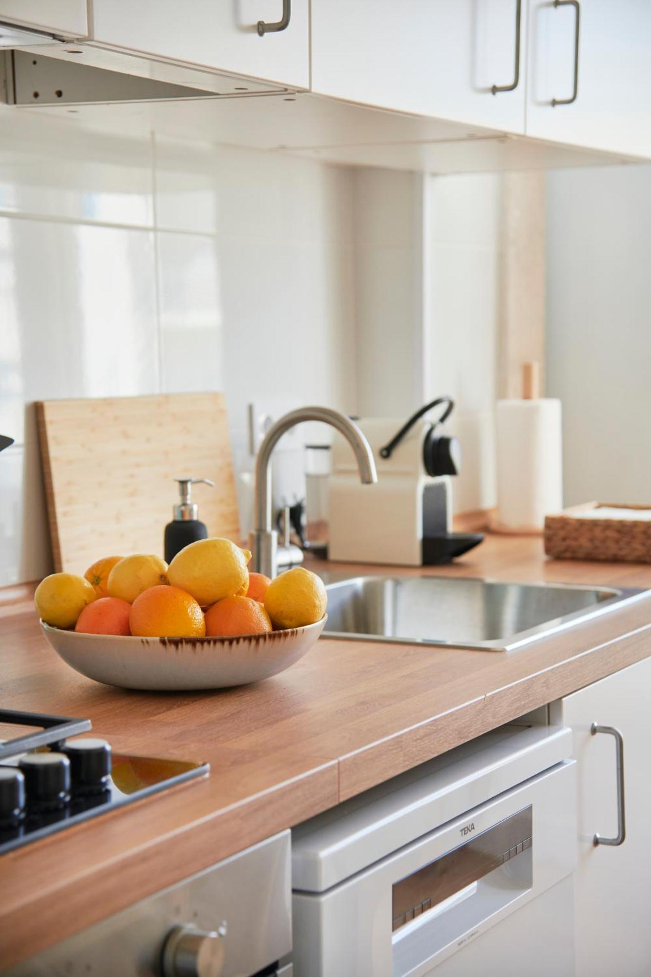 Sunset Bay View, Renovated Apt, By Timecooler Сетубал Екстериор снимка