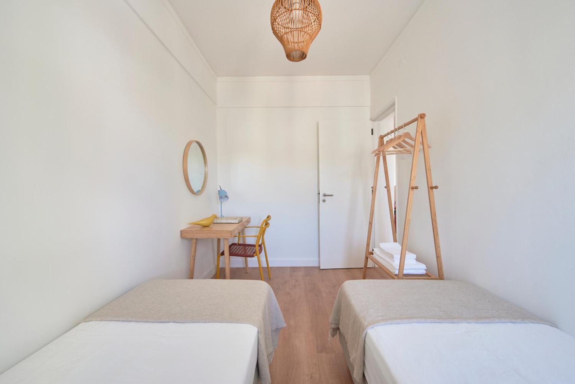 Sunset Bay View, Renovated Apt, By Timecooler Сетубал Екстериор снимка