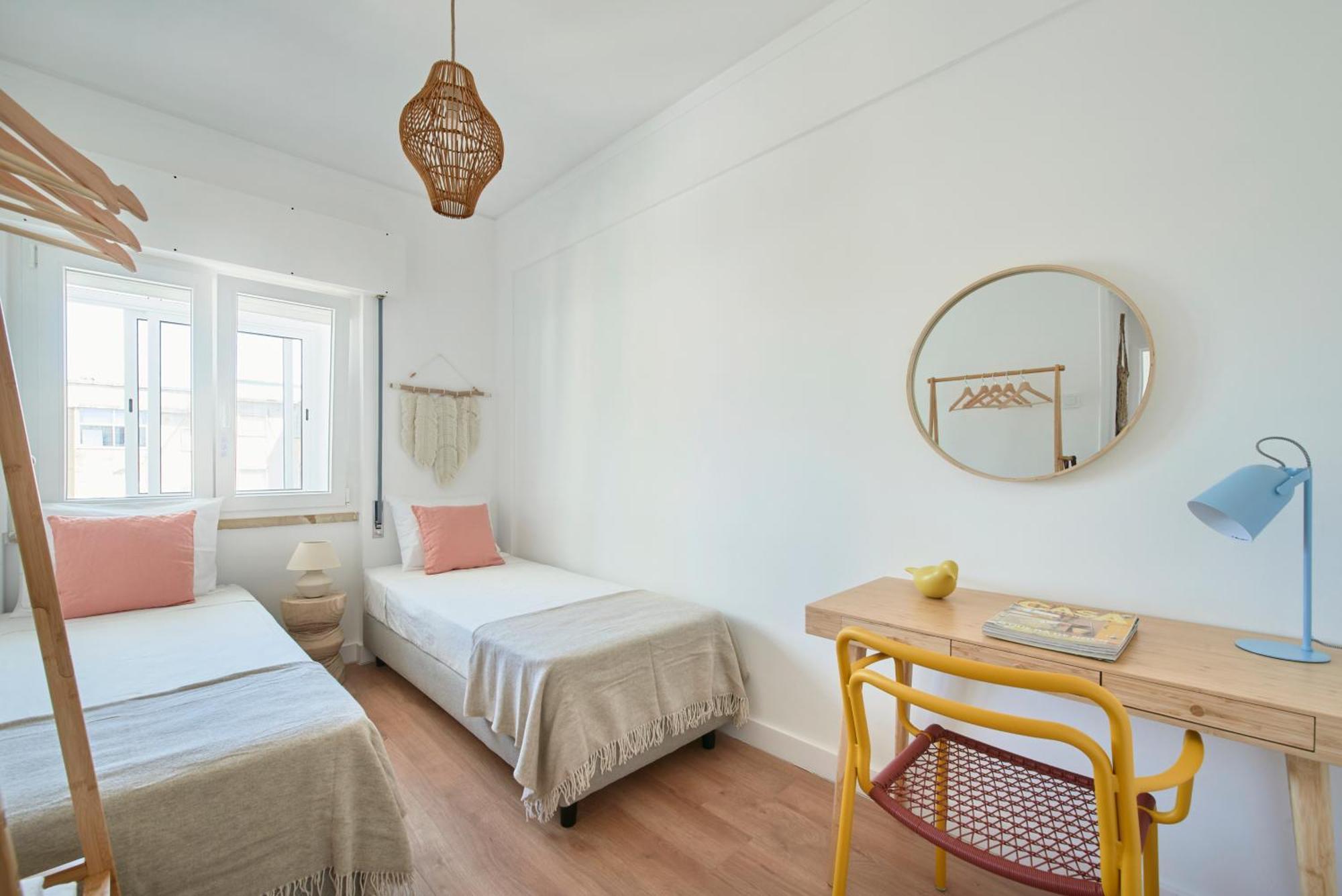 Sunset Bay View, Renovated Apt, By Timecooler Сетубал Екстериор снимка