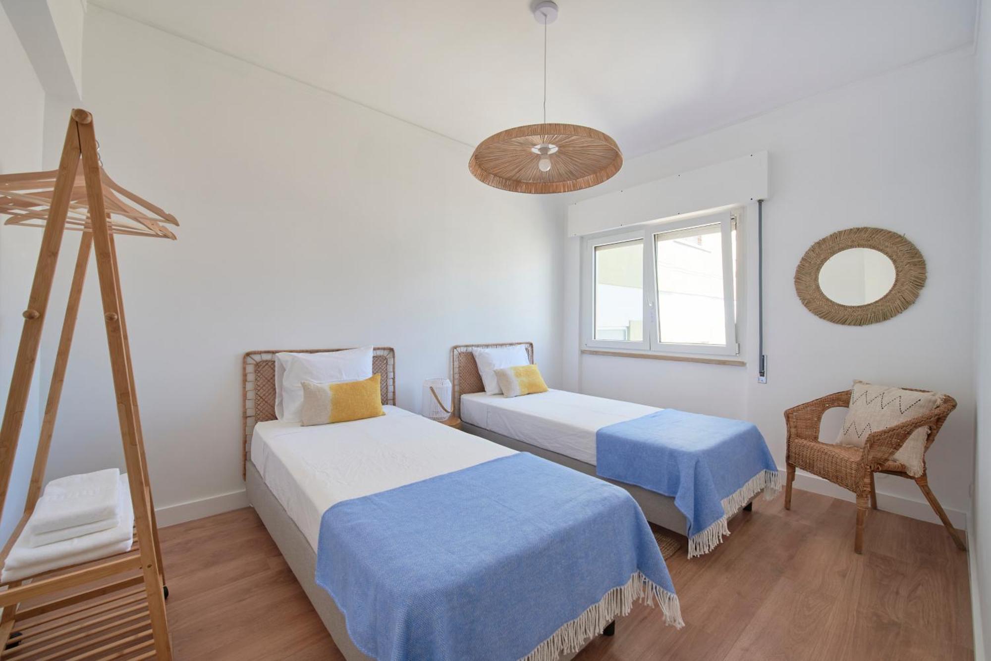 Sunset Bay View, Renovated Apt, By Timecooler Сетубал Екстериор снимка