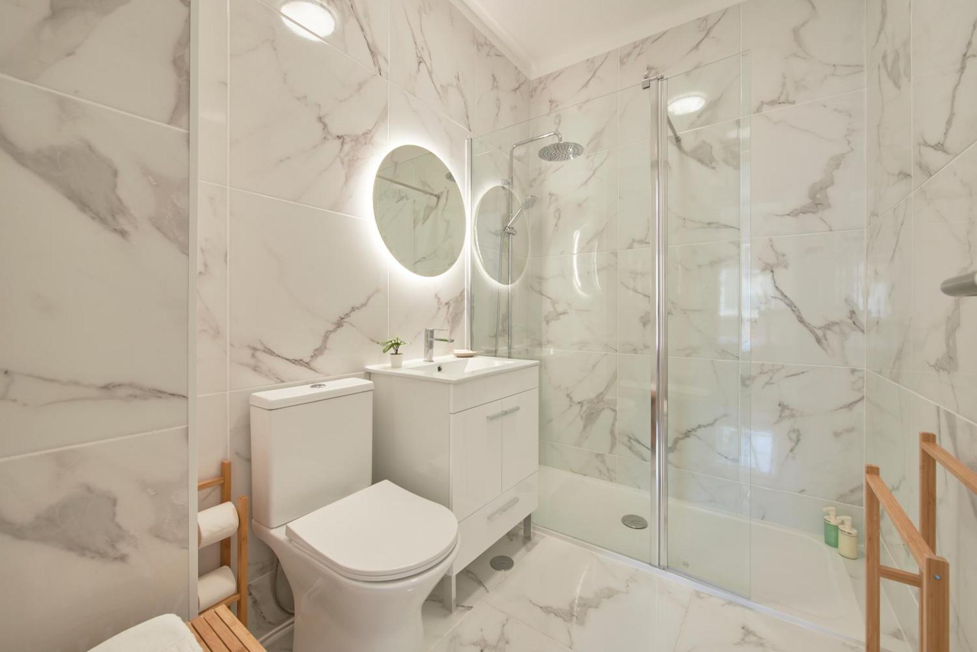 Sunset Bay View, Renovated Apt, By Timecooler Сетубал Екстериор снимка