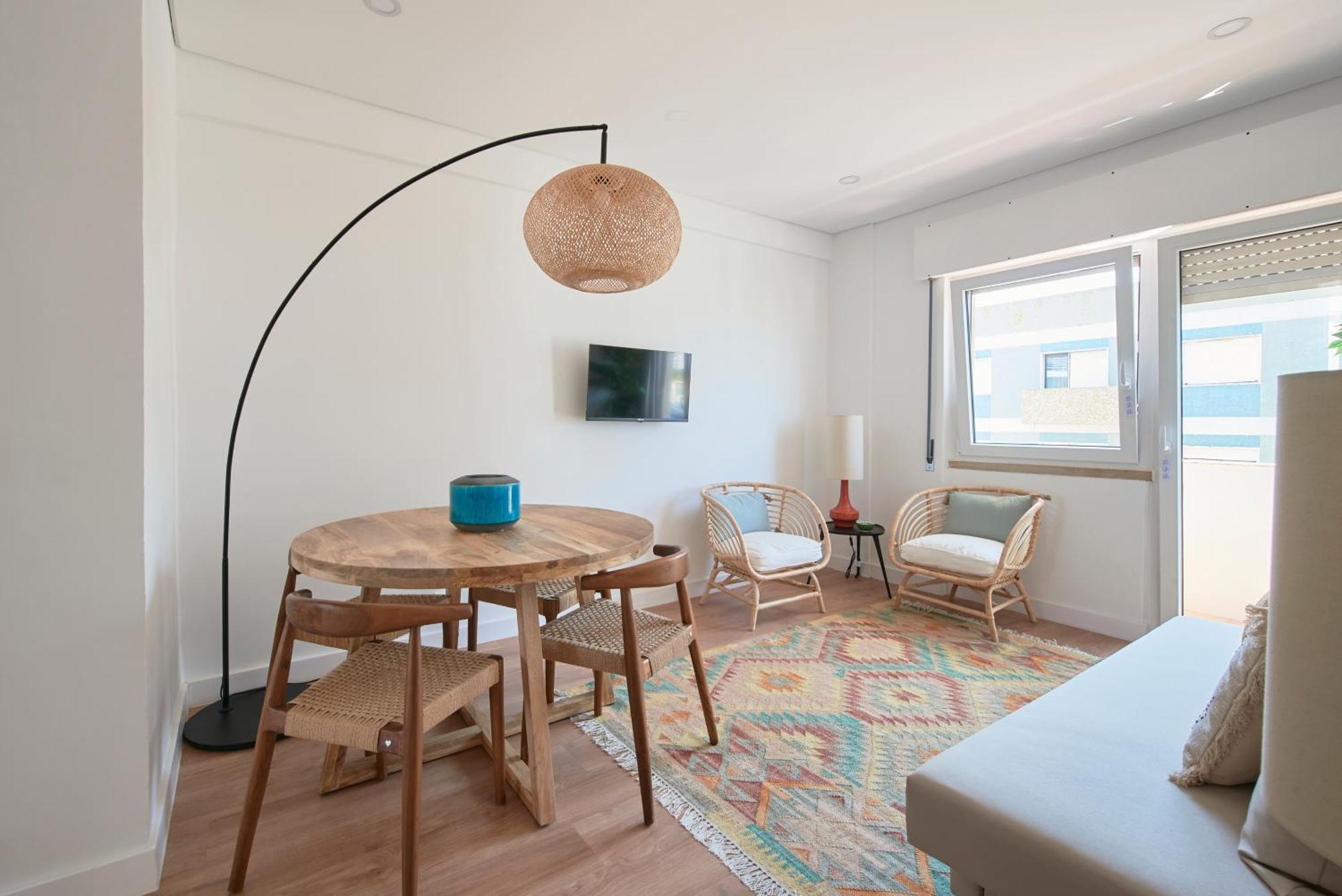 Sunset Bay View, Renovated Apt, By Timecooler Сетубал Екстериор снимка