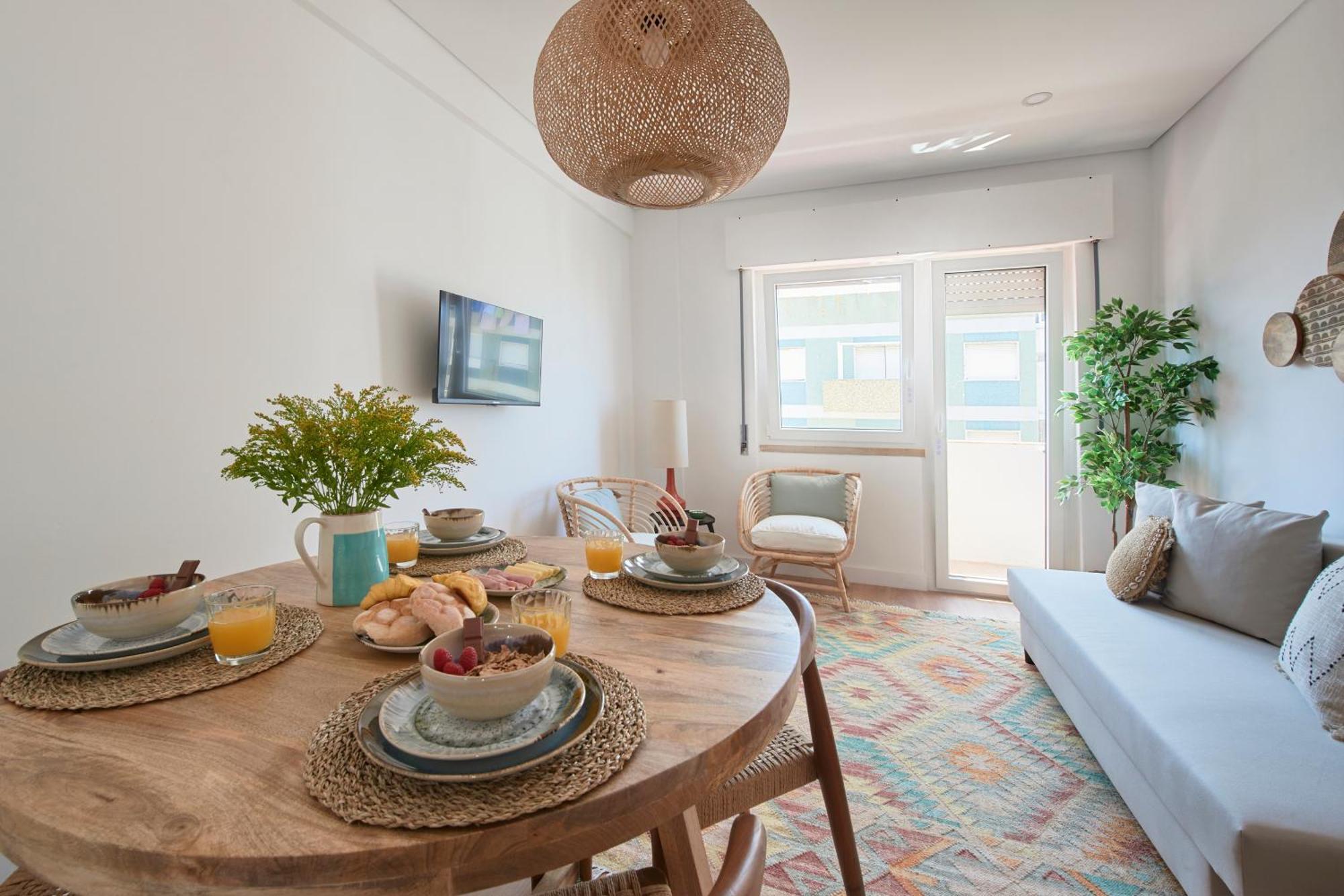 Sunset Bay View, Renovated Apt, By Timecooler Сетубал Екстериор снимка